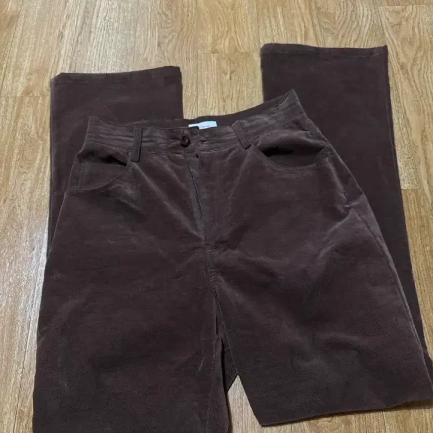[BUNJANG] Ribbonlight Brown Suede Bootcut Pants (Size S) / 리본빛 브라운 스웨이드 부츠컷 팬츠 S 급처