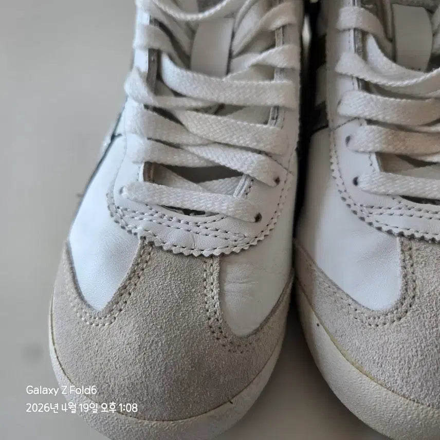[BUNJANG] Onitsuka Tiger Tokyo High Top Sneakers / 오니츠카타이거 토쿄 하이탑 250mm