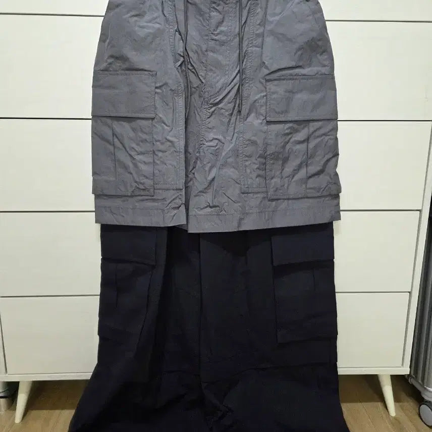 [BUNJANG] JUUN.J 23SS Nylon Dual Layered Cargo Pants / [44] 준지 23SS 컬렉션 나일론 듀얼 레이어드 카고 팬츠