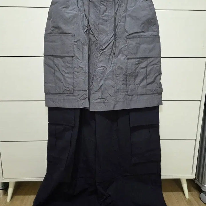 [BUNJANG] JUUN.J 23SS Nylon Dual Layered Cargo Pants / [44] 준지 23SS 컬렉션 나일론 듀얼 레이어드 카고 팬츠