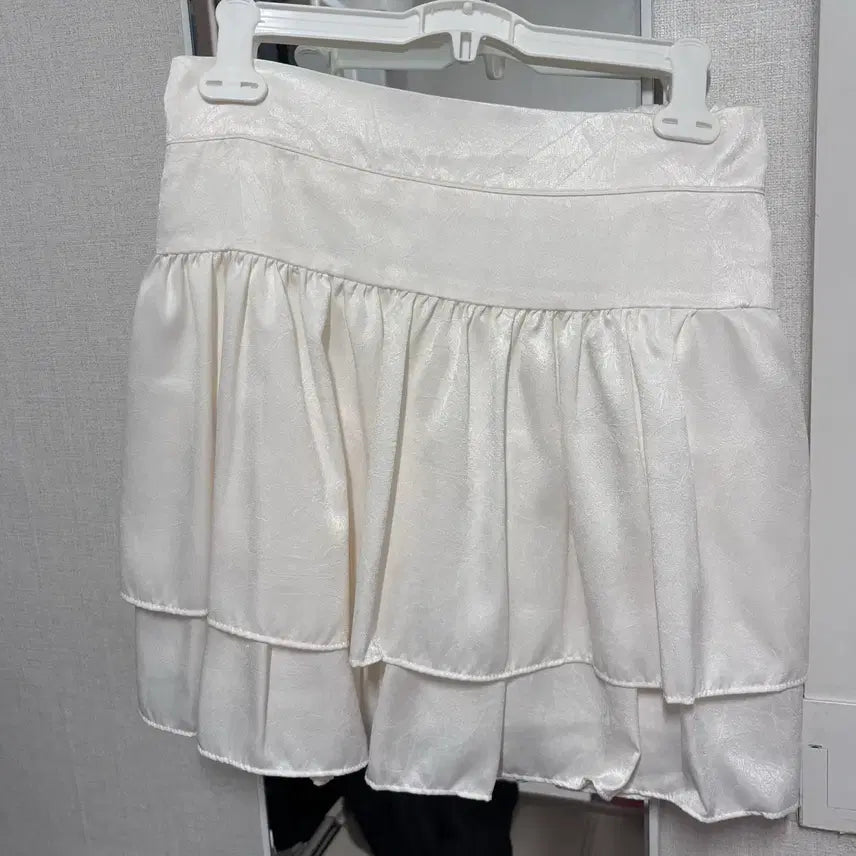 [BUNJANG] Layered Frill Mini Skirt / 레이어드 프릴 미니스커트 새상품