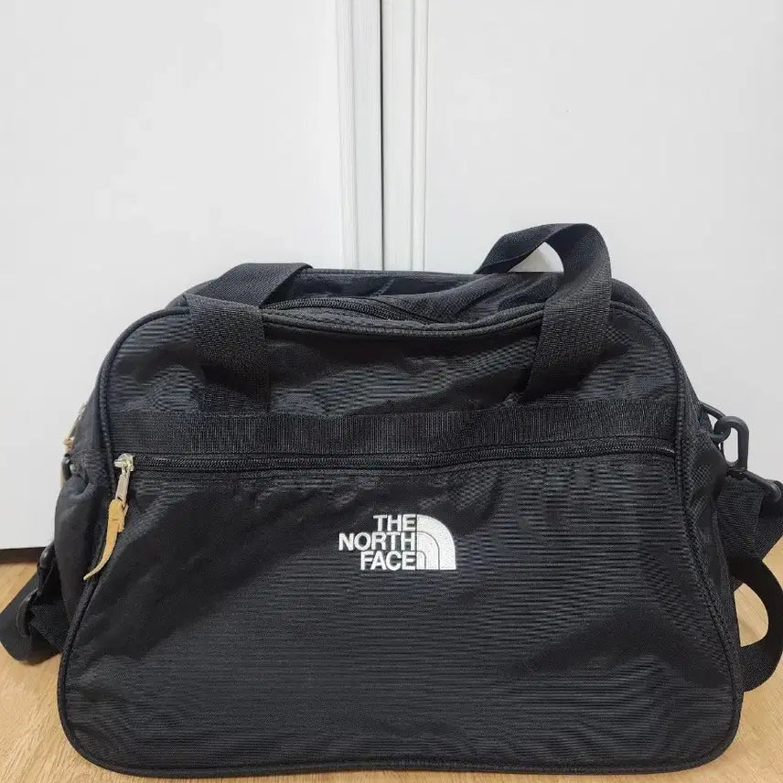 [SOLD OUT] 노스페이스 블랙 더플백(미사용 제품)