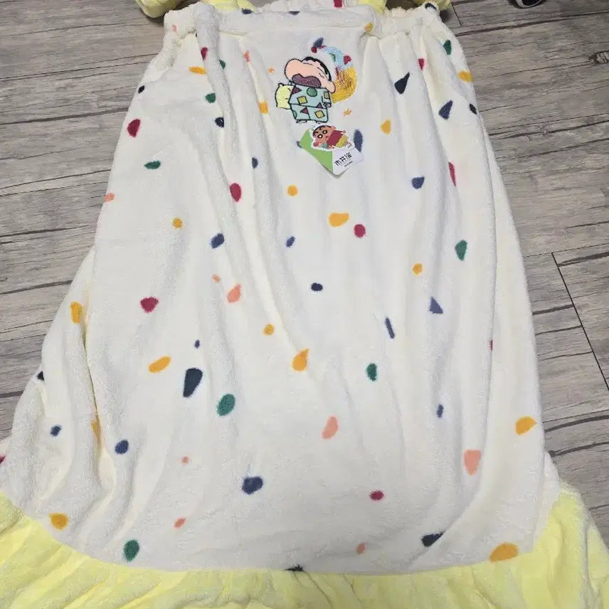 [BUNJANG] Crayon Shin-chan Bathrobe Dress / 짱구 목욕 가운 원피스 판매 합니다.
