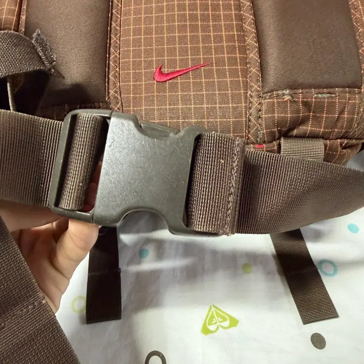 [BUNJANG] Nike ACG Hiking Backpack / 나이키 ACG 라인의 브라운 체크 패턴 하이킹 백팩입니다