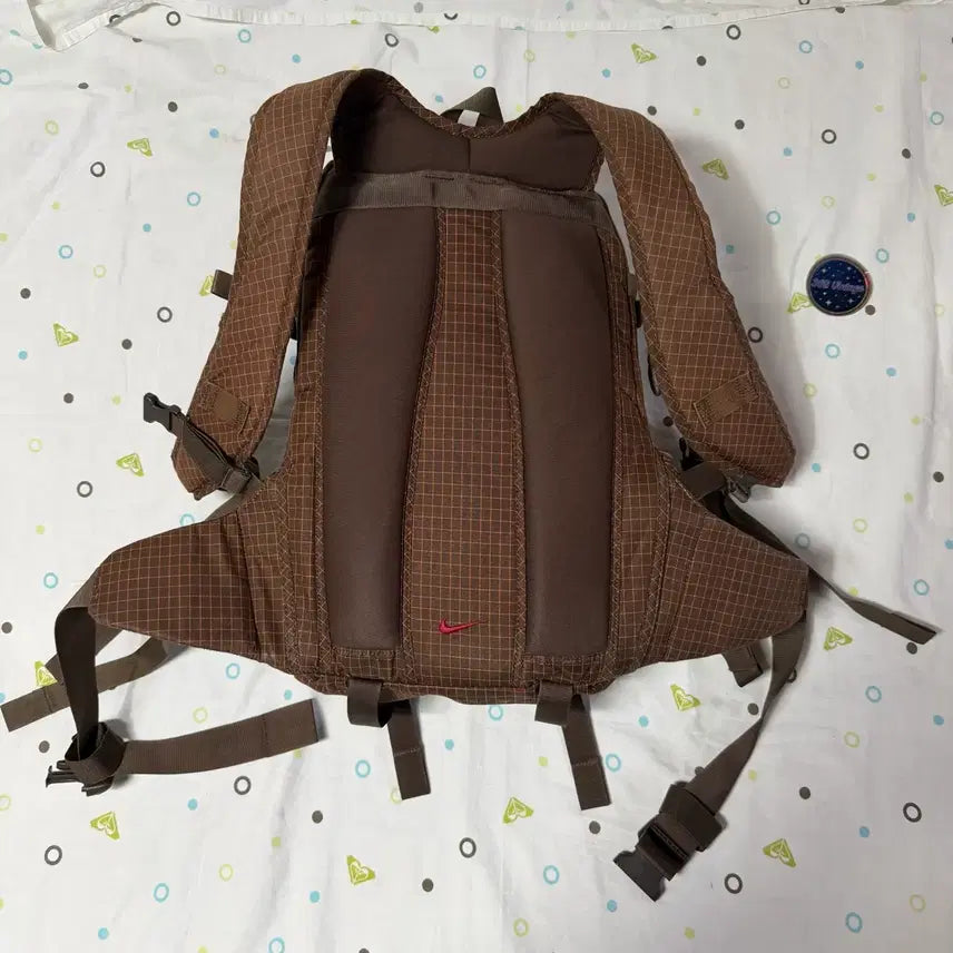 [BUNJANG] Nike ACG Hiking Backpack / 나이키 ACG 라인의 브라운 체크 패턴 하이킹 백팩입니다
