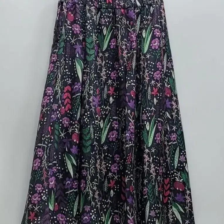 [SOLD OUT] ANNA SUI 안나수이 24SS 플라워 뒷밴딩 스커트 / 여 77