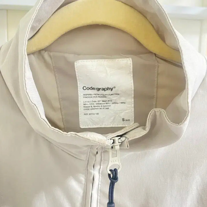 [BUNJANG] Codegraphy Beige Jacket (Size S) / 코드그라피 베이지 s 자켓만