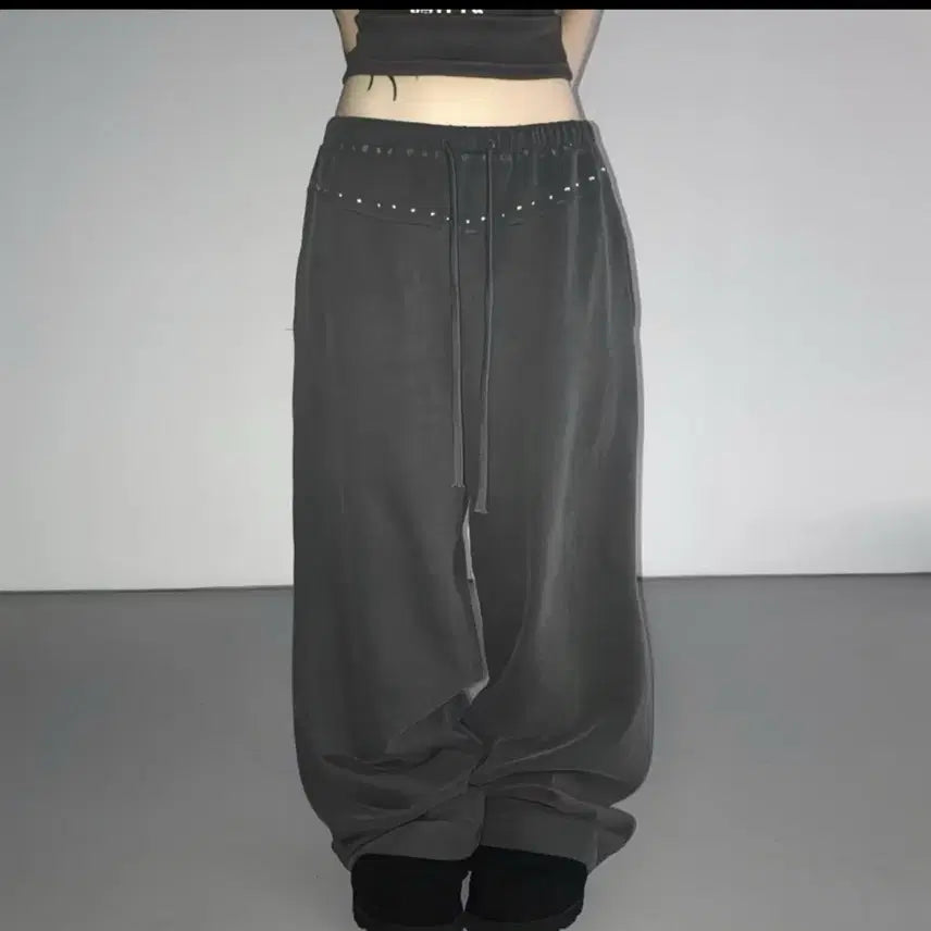 [BUNJANG] Stone Cross Wide Jogger Pants / 십자가 스톤 와이드 조거 팬츠