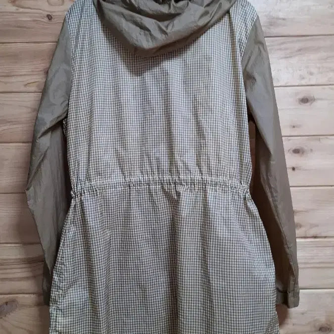[SOLD OUT] 메렐 바람막이 자켓