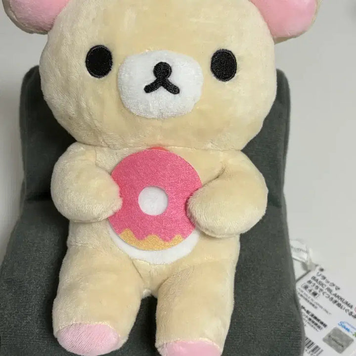 [SOLD OUT] 코리락쿠마 쇼파 도넛 인형
