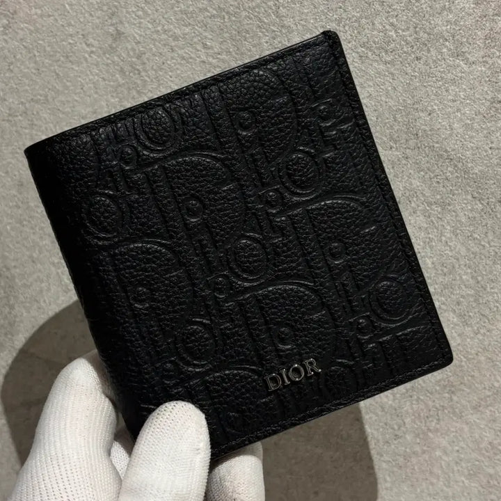 [BUNJANG] Dior Gravity Bi-Fold Wallet / [정품(선물가능)/OS] 디올 그래비티 바이폴드 반지갑