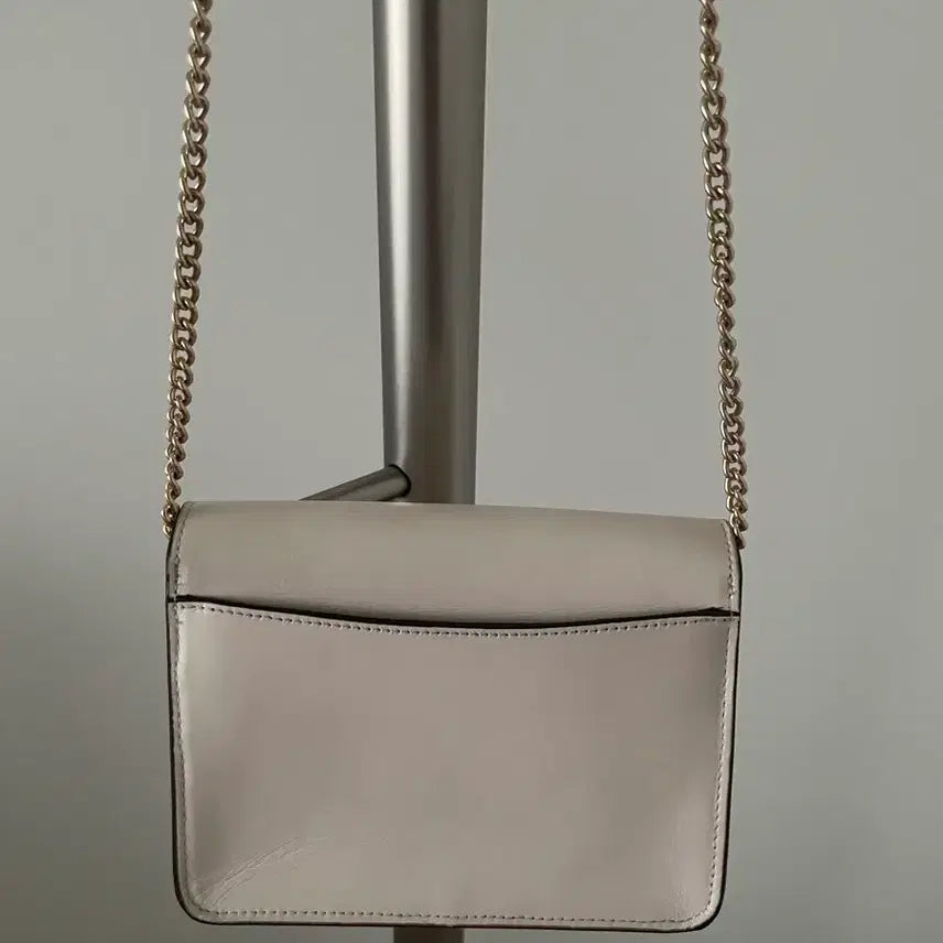 [BUNJANG] COACH Chain Crossbody Bag / 코치(COACH) 체인 크로스백