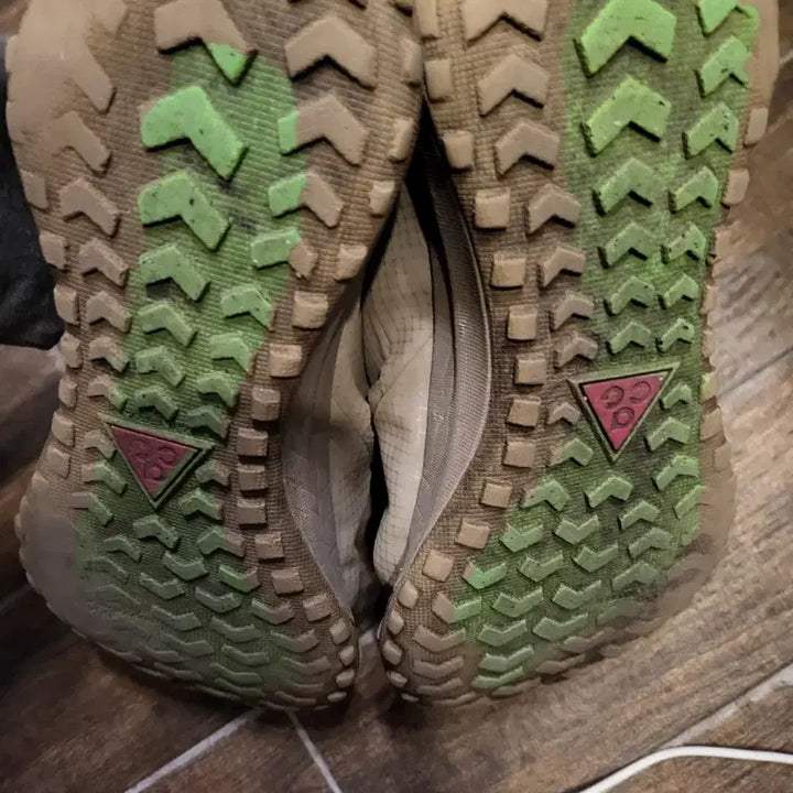 [BUNJANG] Nike ACG Mountain Fly 2 Low Hiking Shoes / 나이키 ACG 마운틴 플라이 2 로우275~280