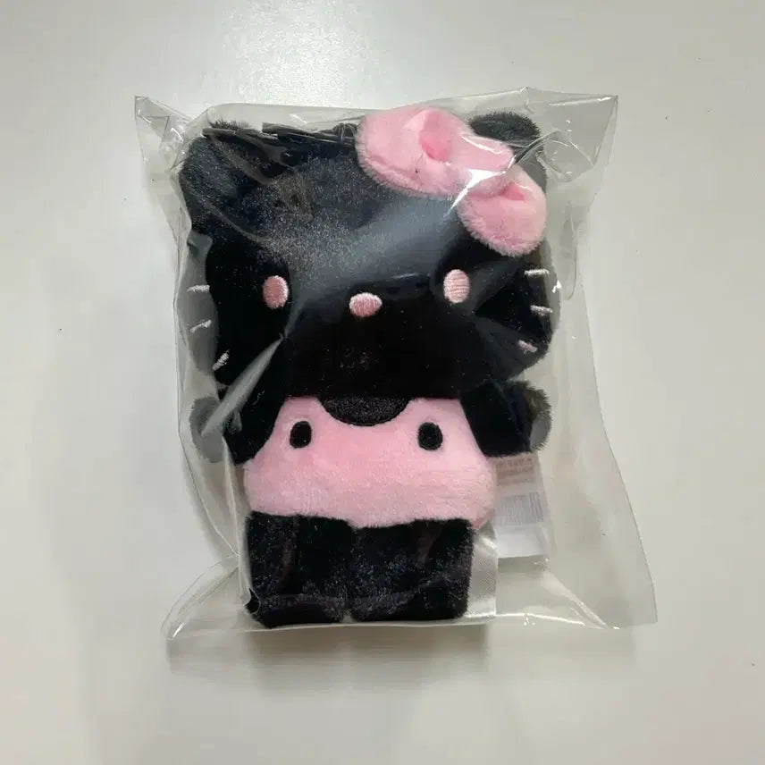 [BUNJANG] WakeMake Hello Kitty Plush Keychain / 웨이크메이크 헬로키티 인형 키링
