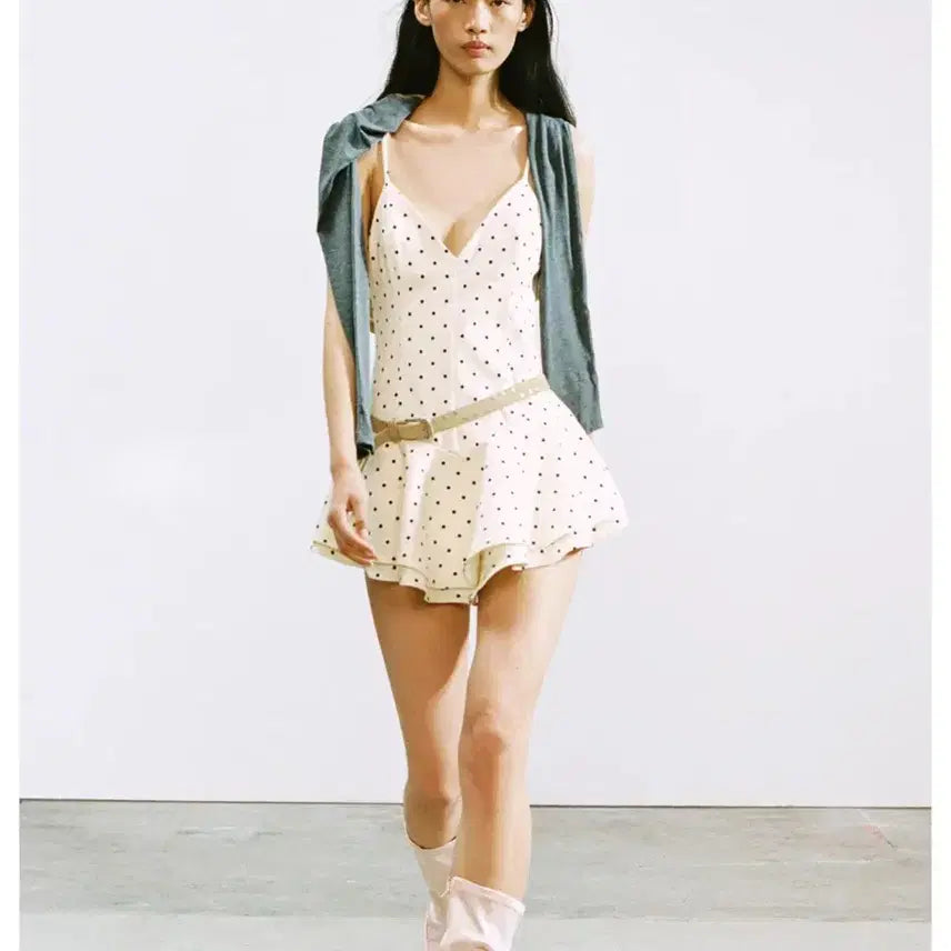 [BUNJANG] ZARA Dot Short Jumpsuit Dress / 자라 도트 쇼트 점프수트 원피스