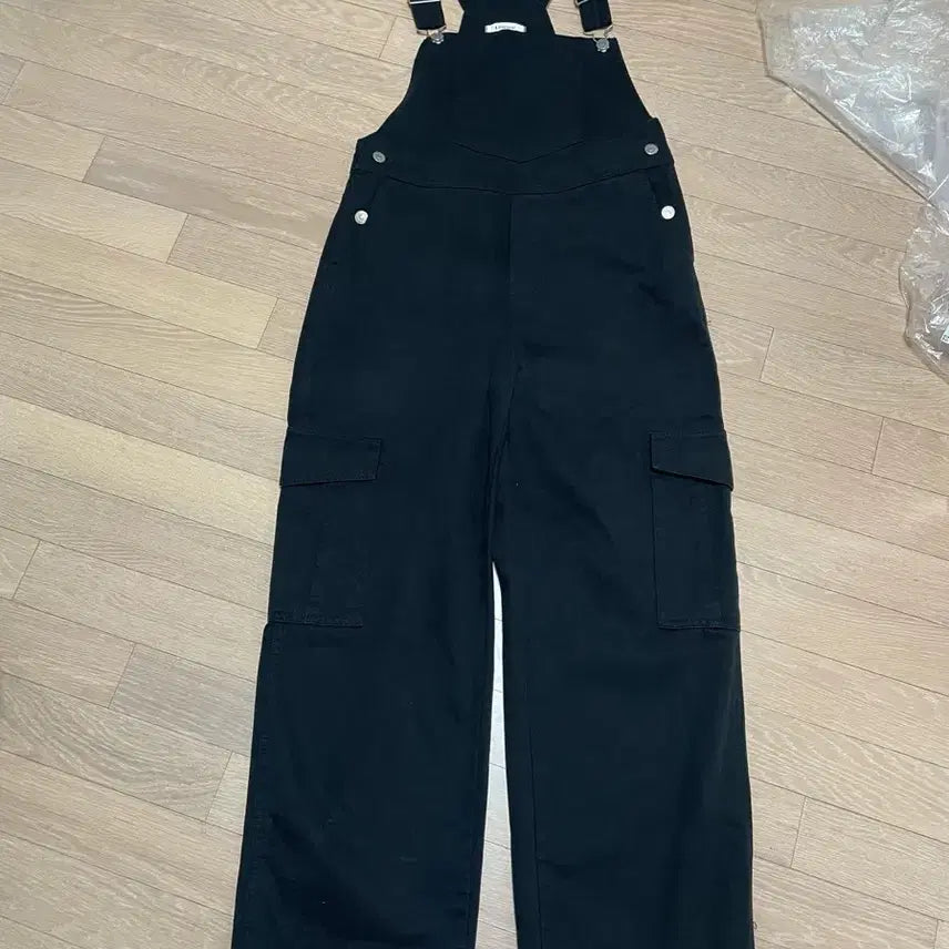 [SOLD OUT] 리넨느 자체제작 브레드 오버롤 멜빵바지