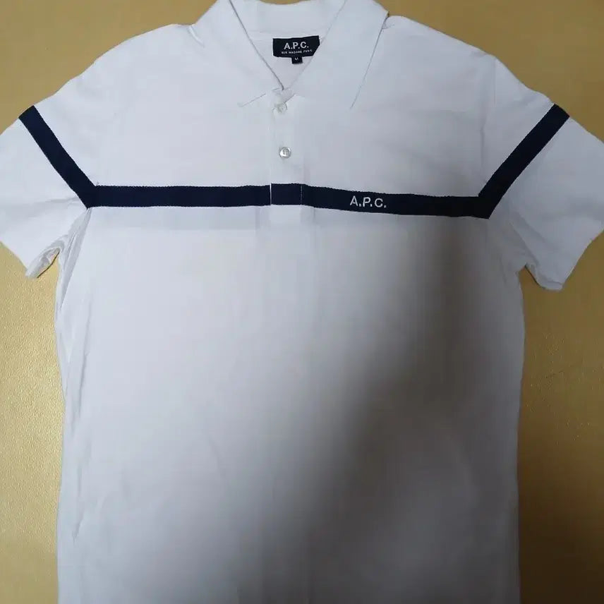 [BUNJANG] A.P.C. Japan Collar T-shirt / A.P.C. 아페세 재팬 카라넥 반팔티 M
