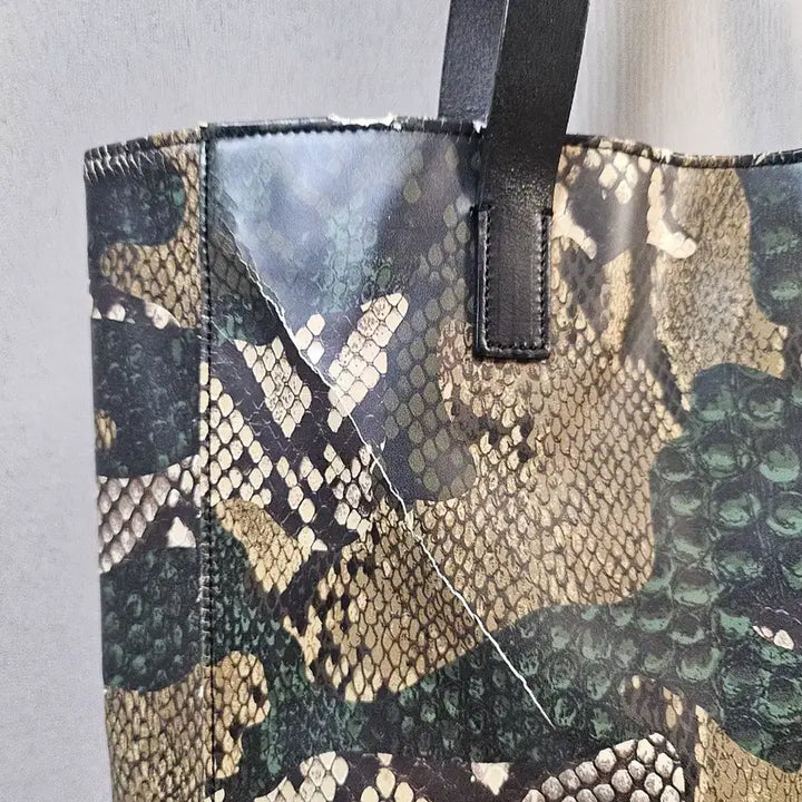 [SOLD OUT] 정품 MSGM 파이톤 패턴 토트백(택배비 무료)