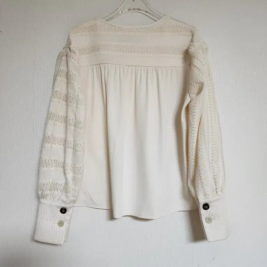 [BUNJANG] Lucky Chouette Atelier Embroidered Lace Blouse / 아뜰리에 럭키슈에뜨2020자수레이스 블라우스55반~66반