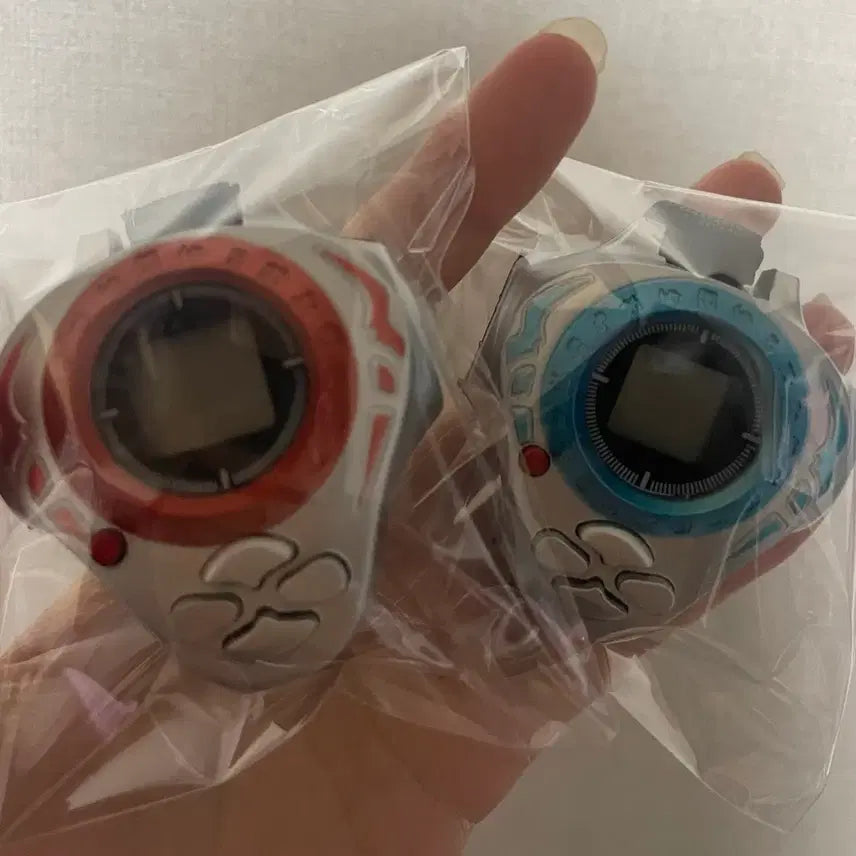 [SOLD OUT] 고전 디지바이스 디자인 펫 게임기