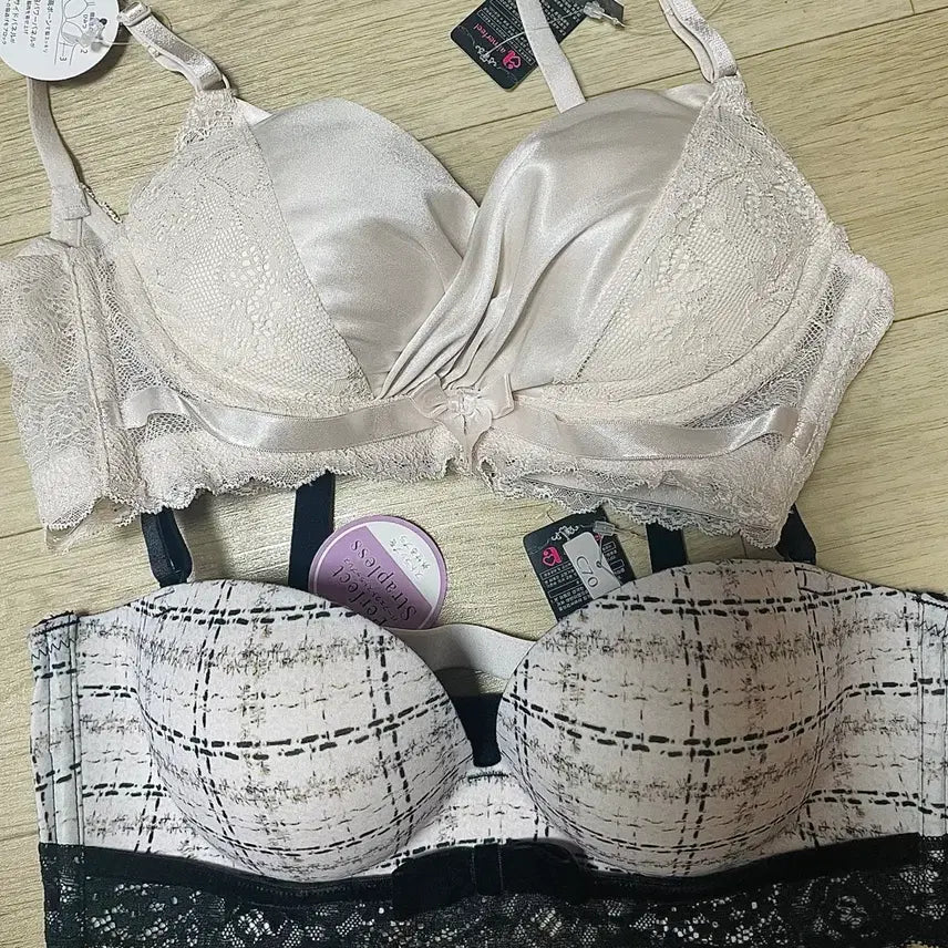 [BUNJANG] 새상품) 에메필 초모리 브라 스트랩리스 C70 보정브라 / 새상품) 에메필 초모리 브라 스트랩리스 C70 보정브라