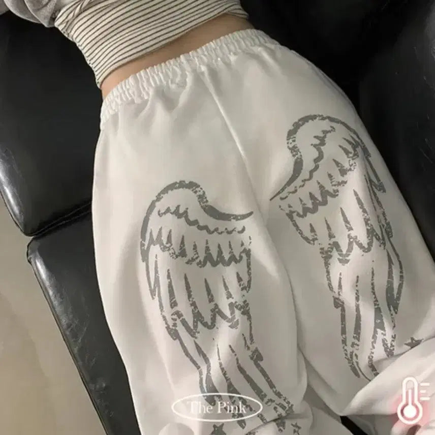 [BUNJANG] White Angel Wing Printing Jogger Pants / 화이트 천사 날개 프린팅 조거팬츠