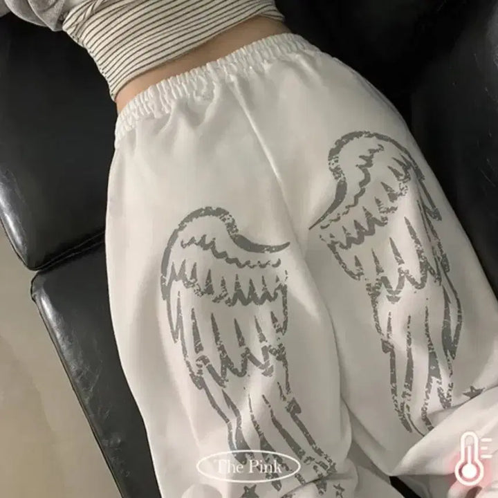 [BUNJANG] White Angel Wing Printing Jogger Pants / 화이트 천사 날개 프린팅 조거팬츠
