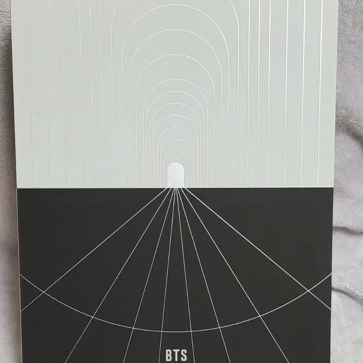 [BUNJANG] BTS MAP OF THE SOUL: PERSONA Concept Photobook First Press Bundle Set / *초판*방탄소년단 맵솔 컨셉포토북 풀구성 (배송비포함)