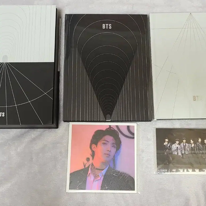 [BUNJANG] BTS MAP OF THE SOUL: PERSONA Concept Photobook First Press Bundle Set / *초판*방탄소년단 맵솔 컨셉포토북 풀구성 (배송비포함)