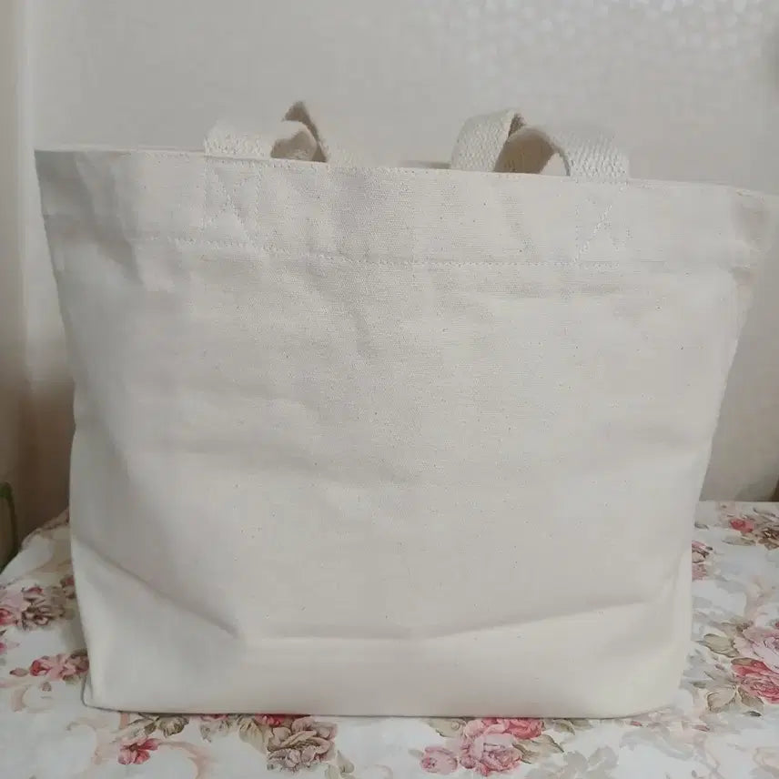 [BUNJANG] Ivory Pocket Canvas Tote Bag / 아이보리색 포켓 캔버스 토트백