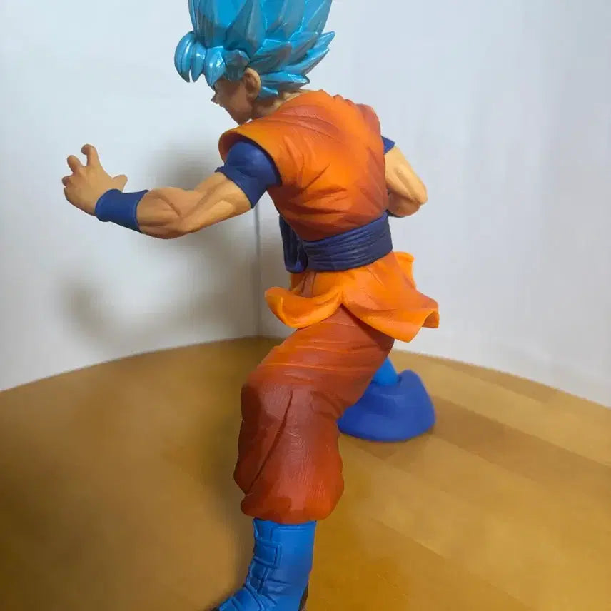 [BUNJANG] Dragon Ball Son Goku Authentic Figure / 드래곤볼 손오공 정품 피규어