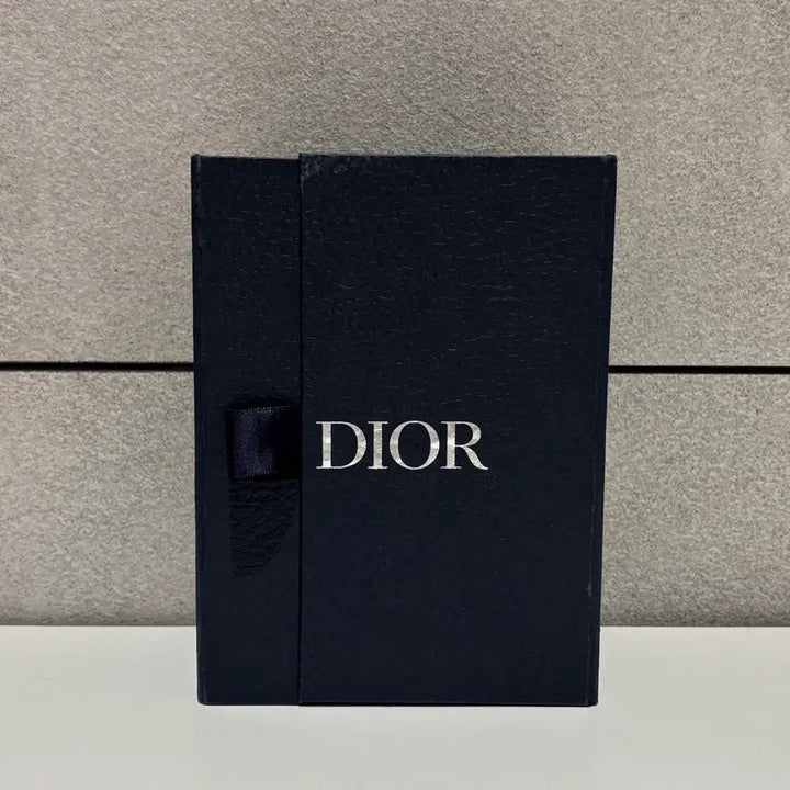 [BUNJANG] Dior Gravity Organizer / [ OS ] 디올 그래비티 오거나이저