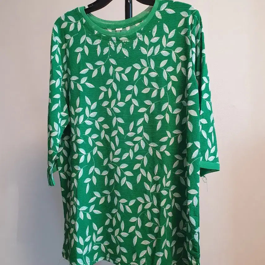 [BUNJANG] Green Leaf Pattern 7/10 Sleeve T-shirt / (새상품)그린 여성 7부 티셔츠 2XL