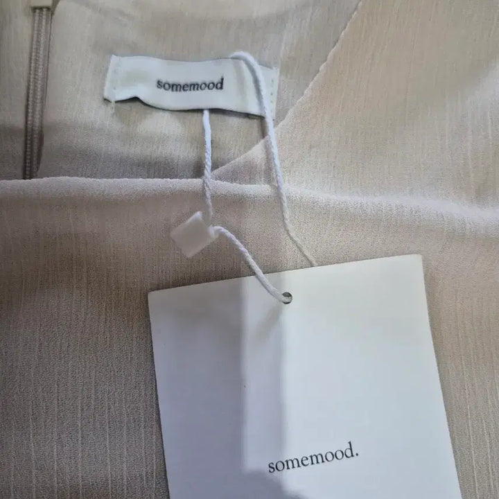 [SOLD OUT] 베이지 쉬폰 원피스 새상품