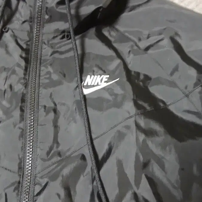 [SOLD OUT] 나이키 원드러너 우븐바람막이 남녀공용90