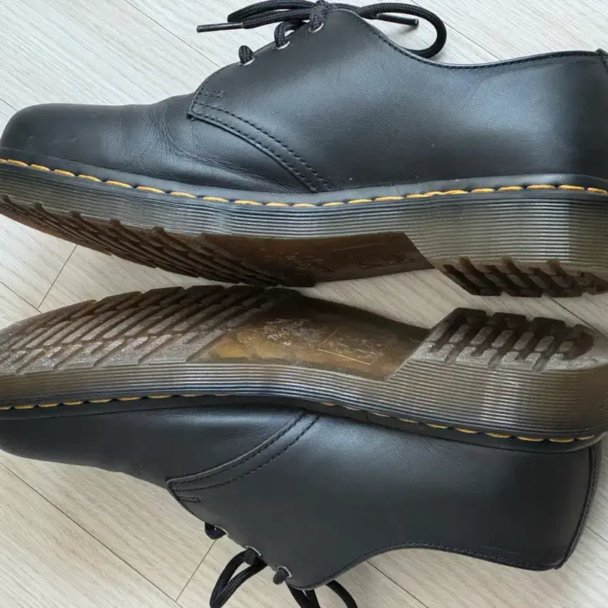 [SOLD OUT] [260] 닥터마틴 1461 나파(Nappa) 블랙 3홀