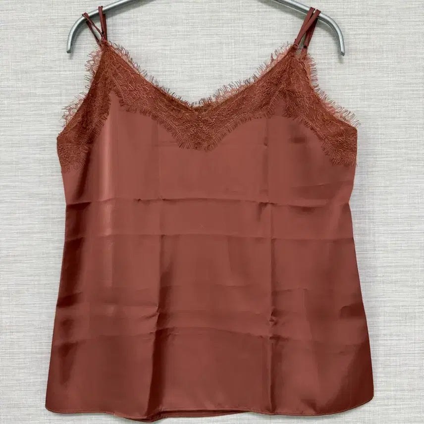 [SOLD OUT] 한섬 타임 레이스 슬립 브라운