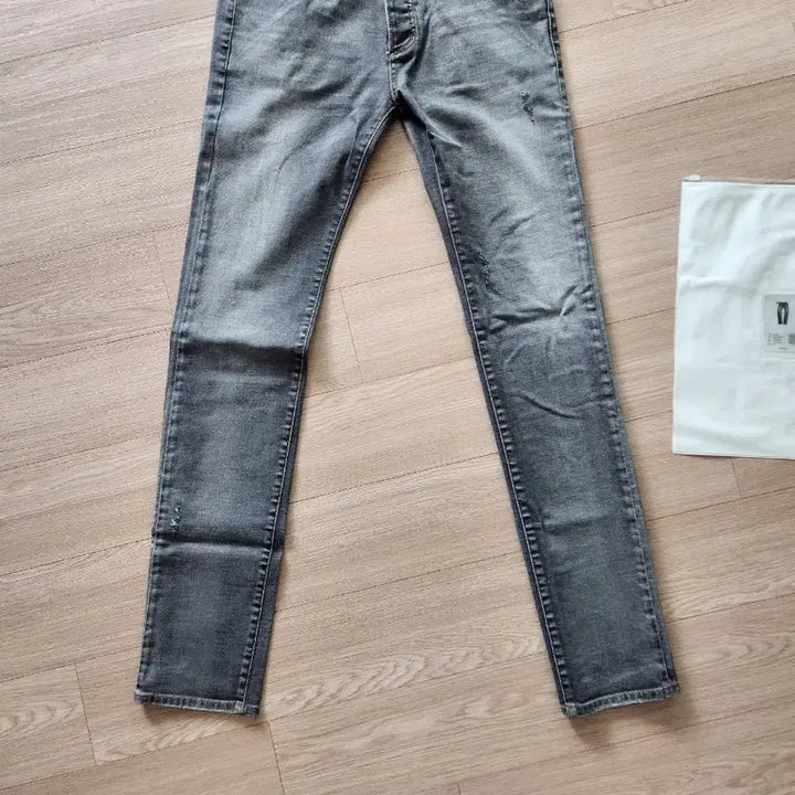 [BUNJANG] Under My Car Legion 3 Denim Pants / 언더마이카 리전3 판매합니다