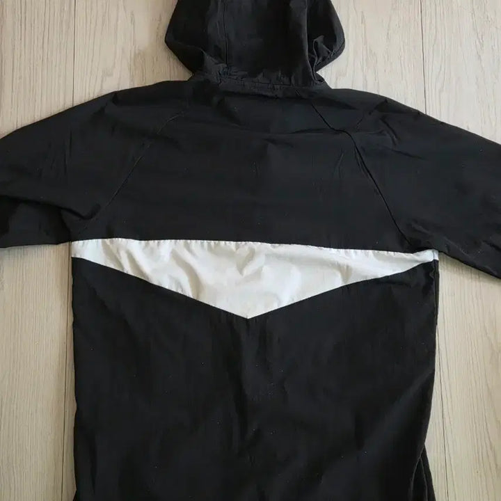 [SOLD OUT] 아디다스 후드 바람막이 블랙/화이트