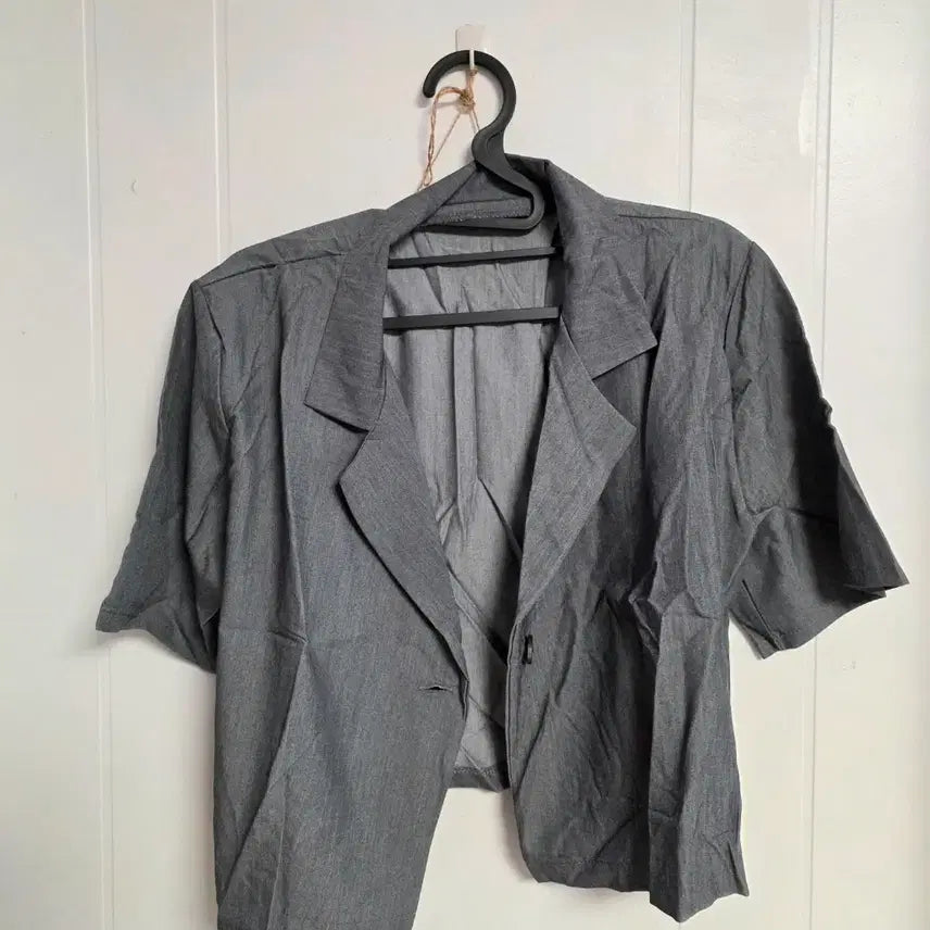 [BUNJANG] Unbranded Crop Jacket / 반팔쟈켓 새거 77까지