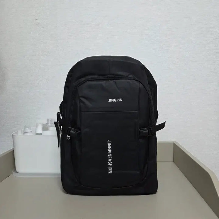 [BUNJANG] Unisex Backpack - Black / 백팩 공용 새상품