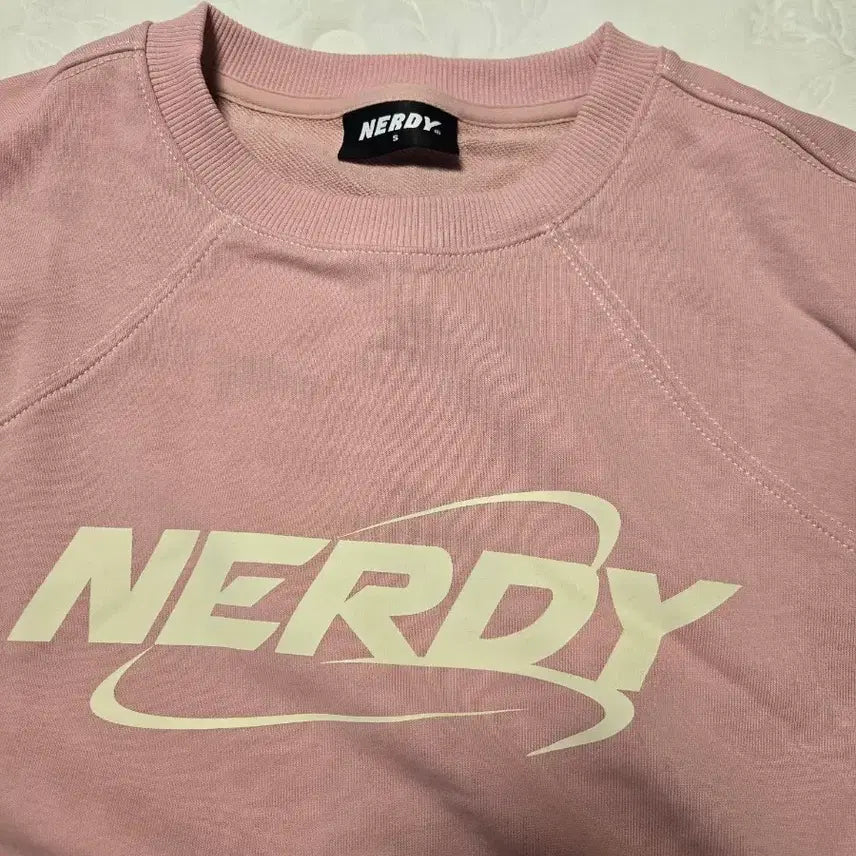 [BUNJANG] NERDY Sweatshirt (Non-brushed) / 널디 기모없는 맨투맨 새제품