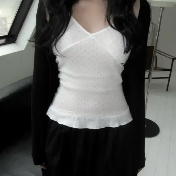 [BUNJANG] Liz Lisa Open Shoulder Cardigan / 리즈리버 오픈 숄 가디건