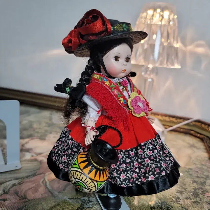 [BUNJANG] Madame Alexander International Portugal Doll / 마담알렉산더 인터네셔널 포루투칼