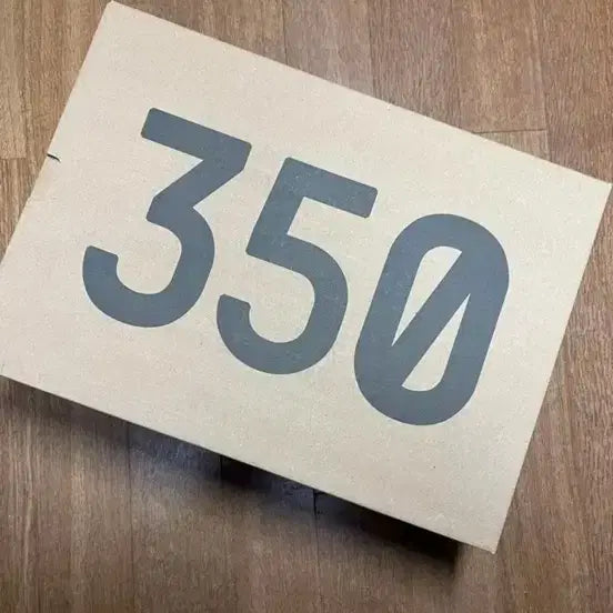 [BUNJANG] Adidas Yeezy Boost Box / 이지부스트 박스만