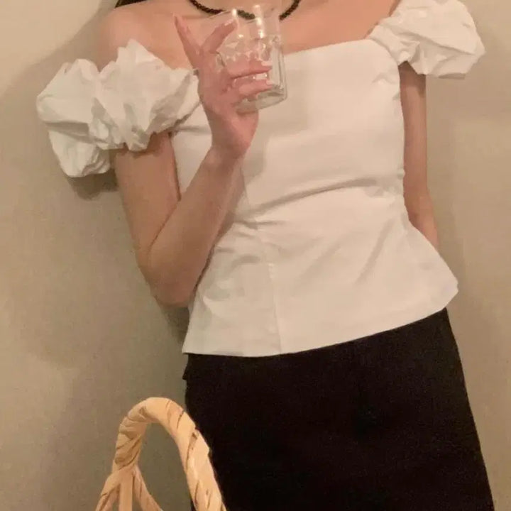 [BUNJANG] Frill Off-Shoulder Blouse - Ivory / 프릴 오프숄더 아이보리 블라우스 s