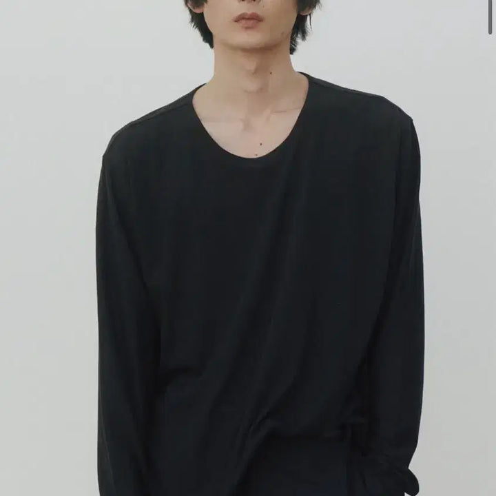 [SOLD OUT] 노이어 실키 블렌디드 U넥 티셔츠 반팔 롱슬리브 긴팔 티셔츠 유핑 민소매