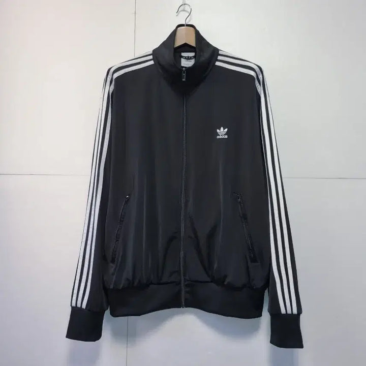 [SOLD OUT] 남성 2024 아디다스 신형 불꽃 파이어버드 블랙 검정 트랙탑 져지 저지