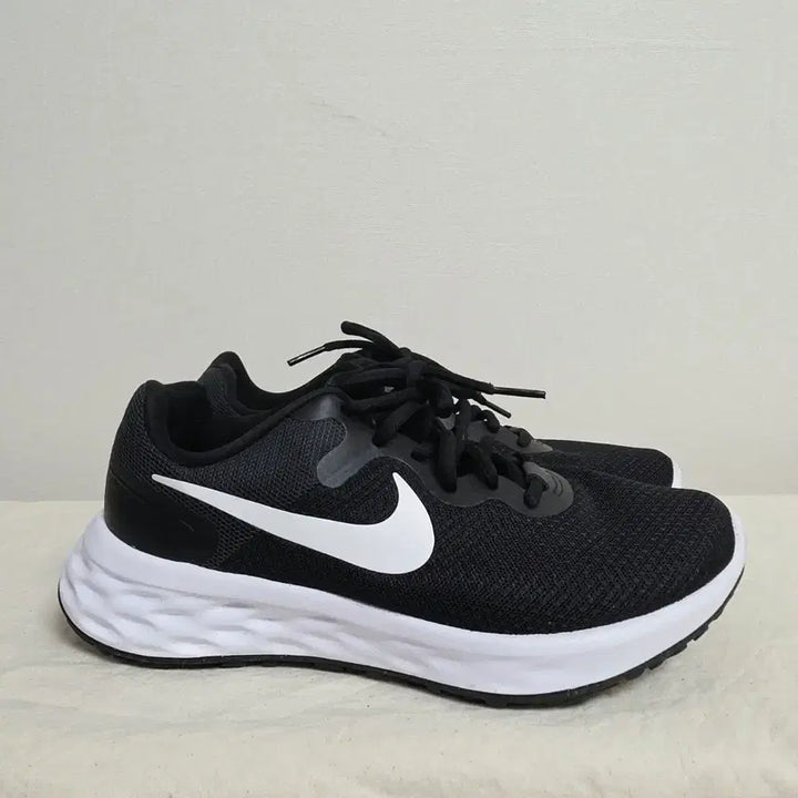 [SOLD OUT] 240나이키 레볼루션6 런닝화  -844
