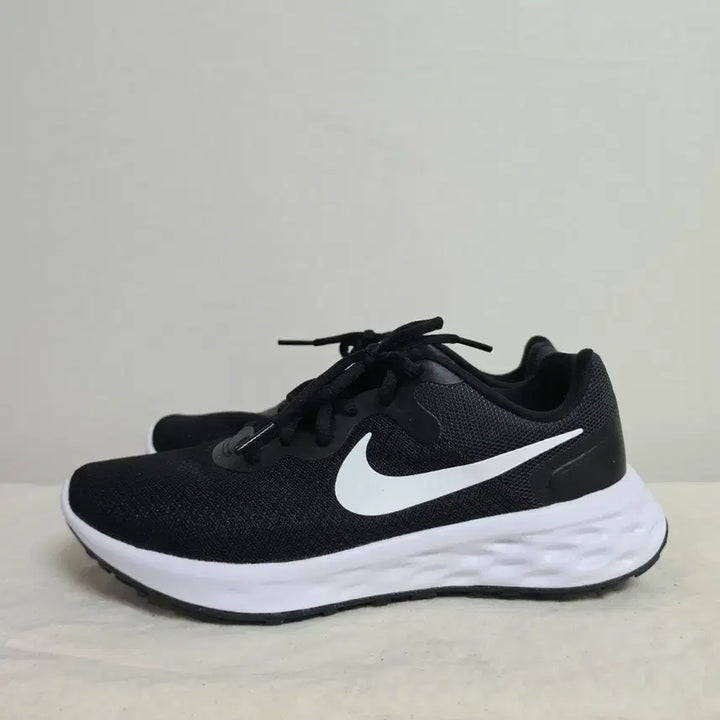 [SOLD OUT] 240나이키 레볼루션6 런닝화  -844